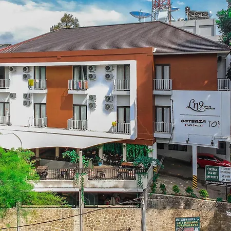 Ln9 Bandung Guest House